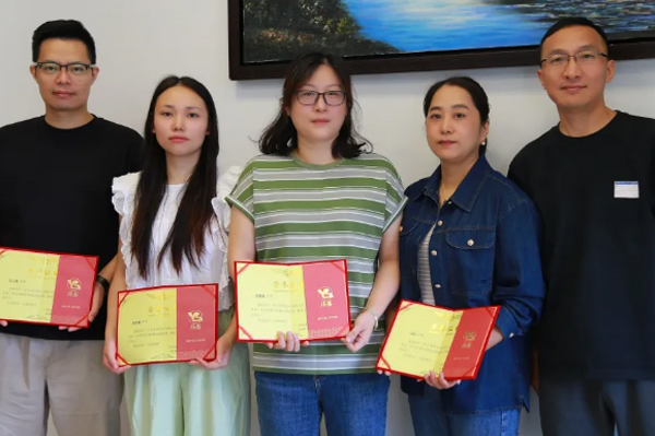 揚盛“質量之星”表彰，強化“三不原則”提升客戶滿意度